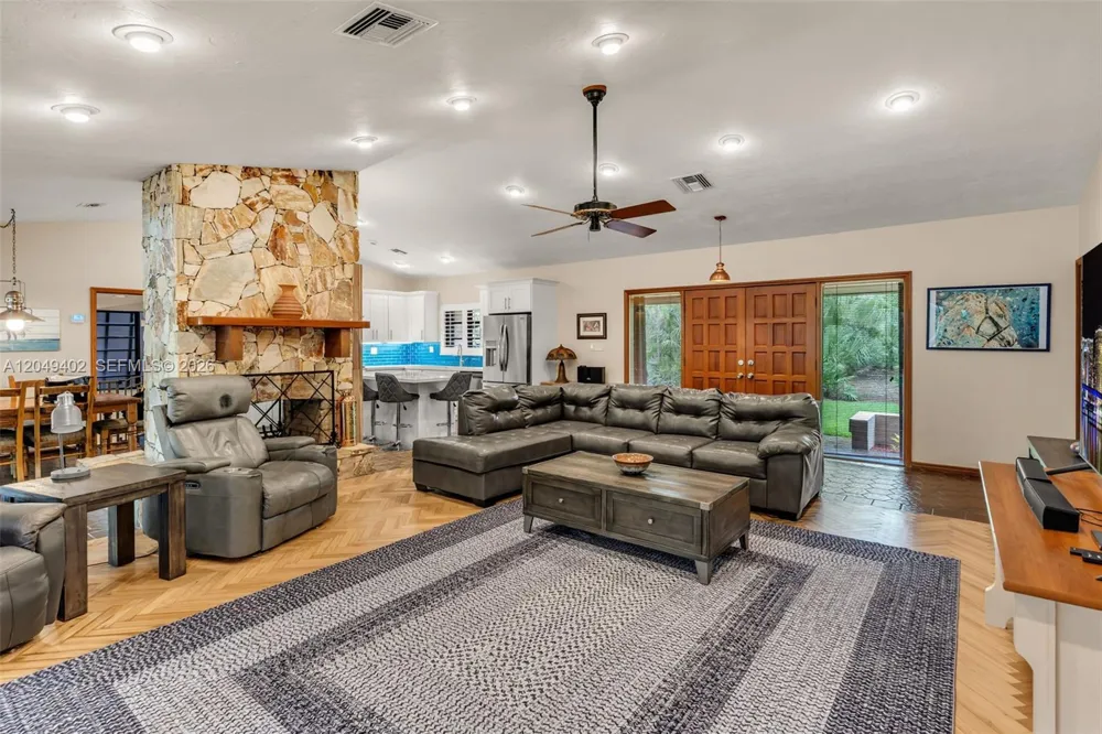 19120 SW 270th St Homestead, FL 33031