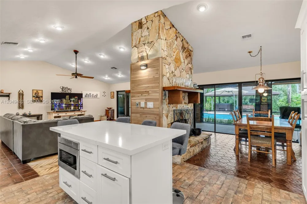19120 SW 270th St Homestead, FL 33031