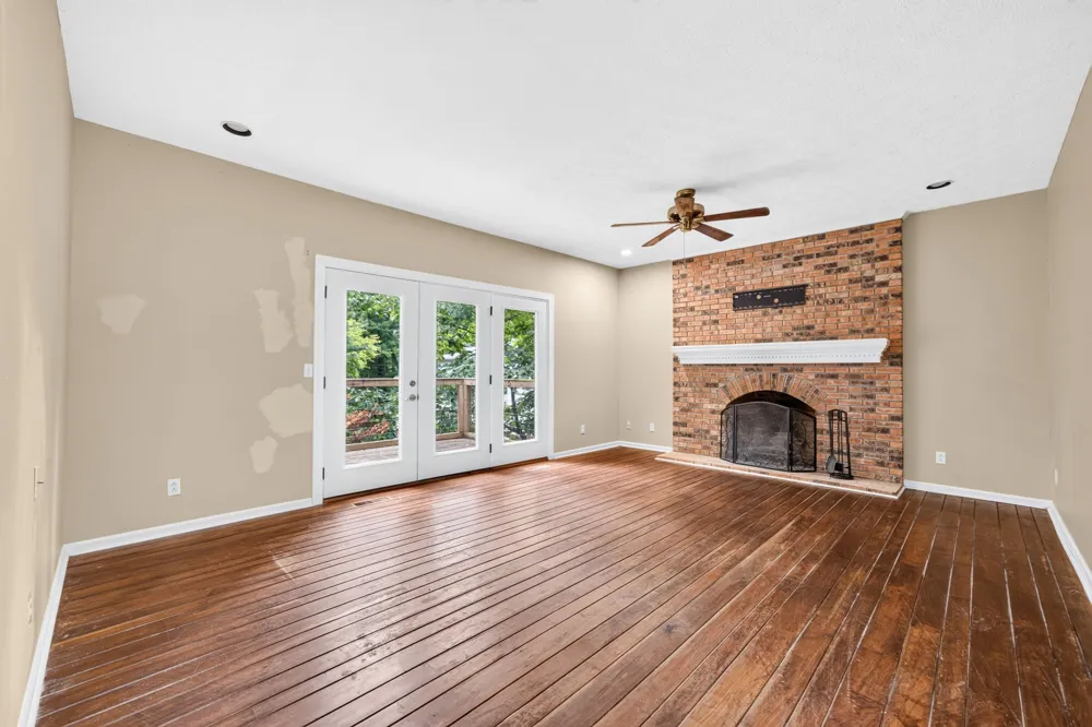 1945 Forest Cir SW Cookeville, TN 38506