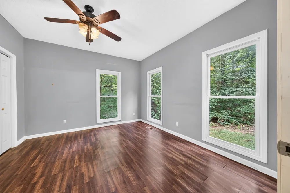 1945 Forest Cir SW Cookeville, TN 38506