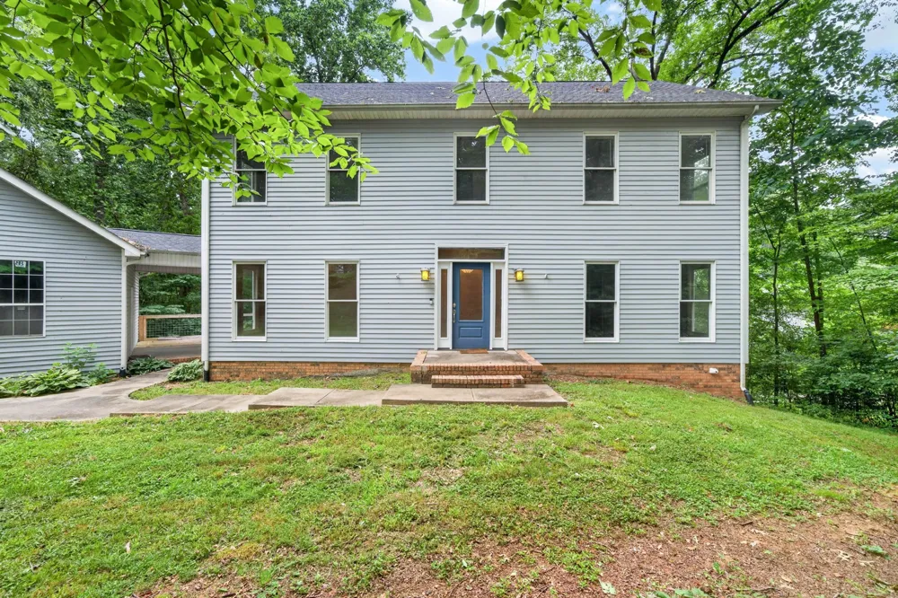 1945 Forest Cir SW Cookeville, TN 38506