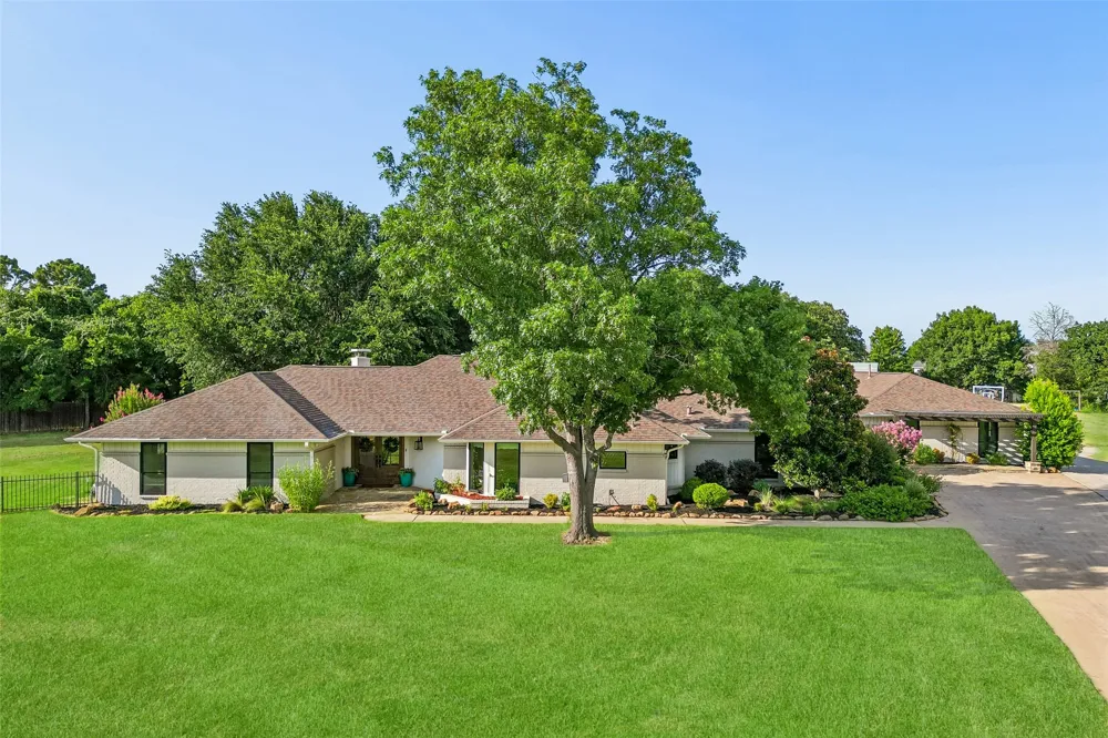 2705 Quail Run Court Southlake, TX 76092