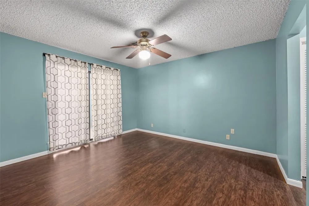 37 Spreading Oak Trinity, TX 75862