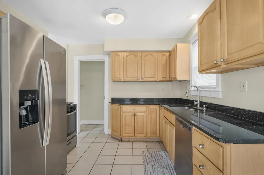 423 S Maple Avenue Royal Oak, MI 48067