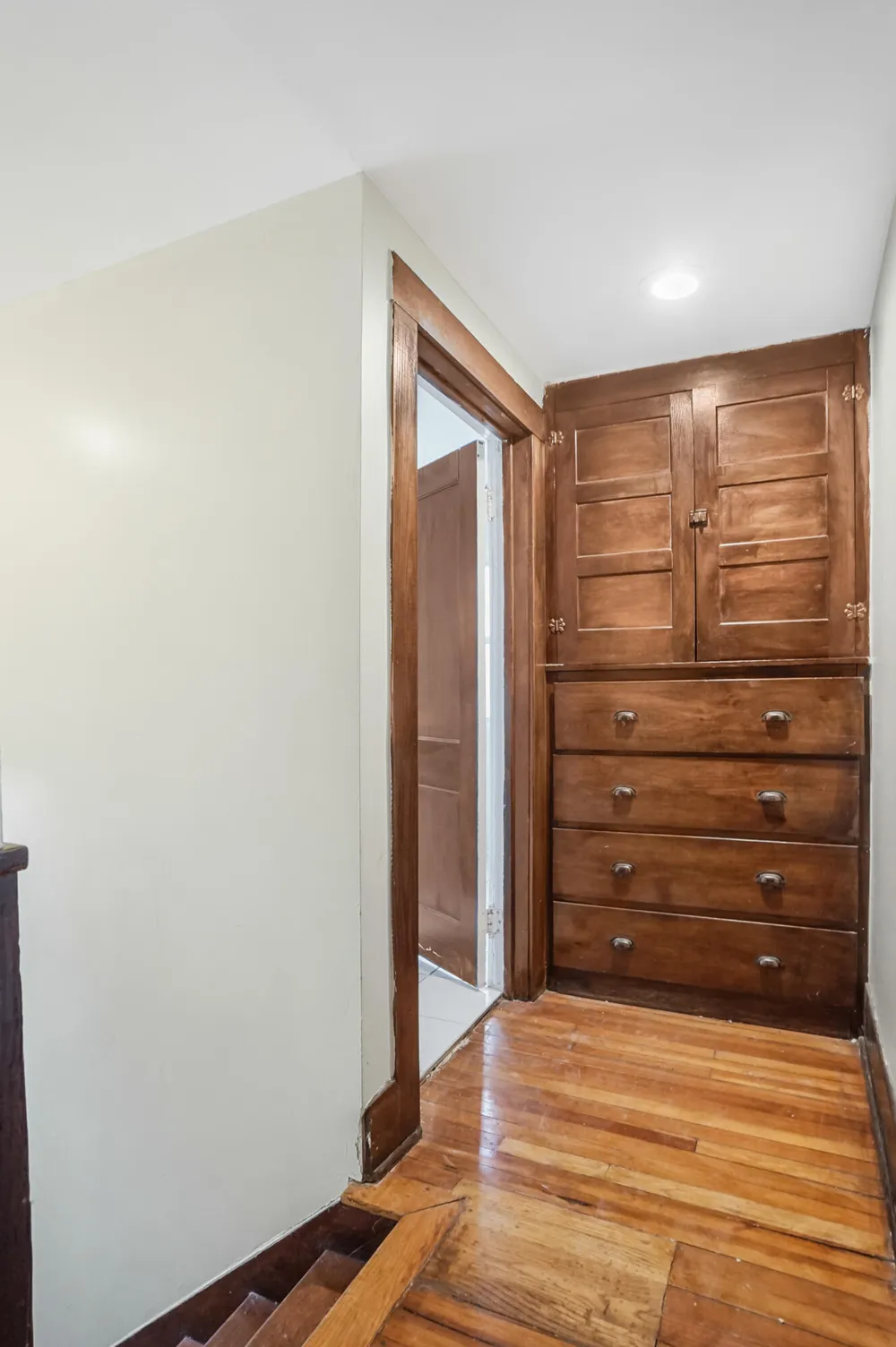 423 S Maple Avenue Royal Oak, MI 48067