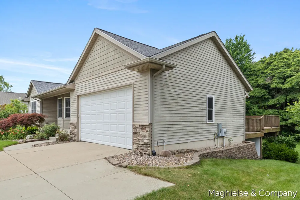 8665 Shore Way Drive SW Byron Center, MI 49315