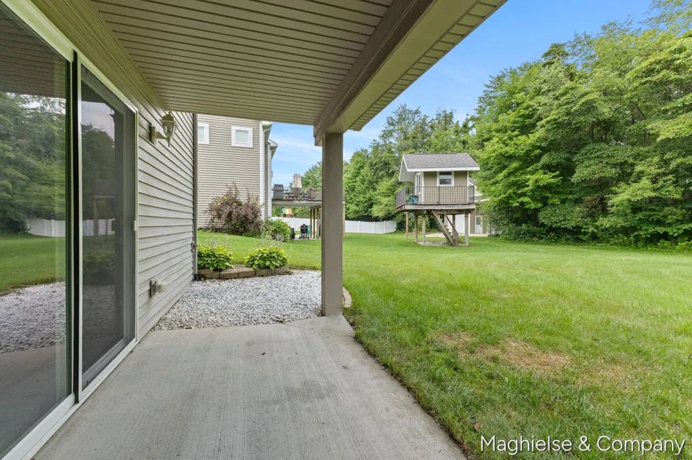 8665 Shore Way Drive SW Byron Center, MI 49315