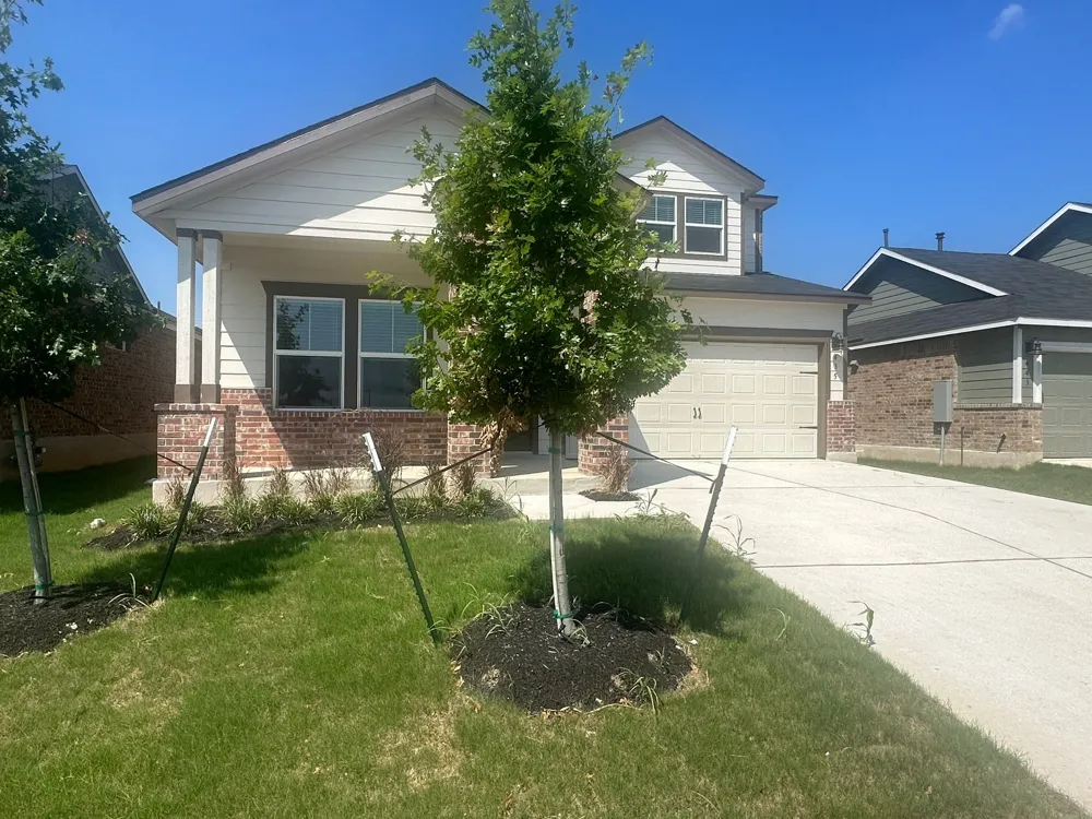 435 Alamito Avenue Kyle, TX 78640