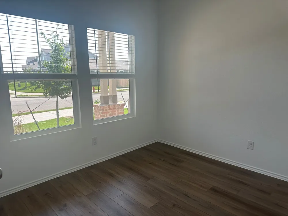 435 Alamito Avenue Kyle, TX 78640