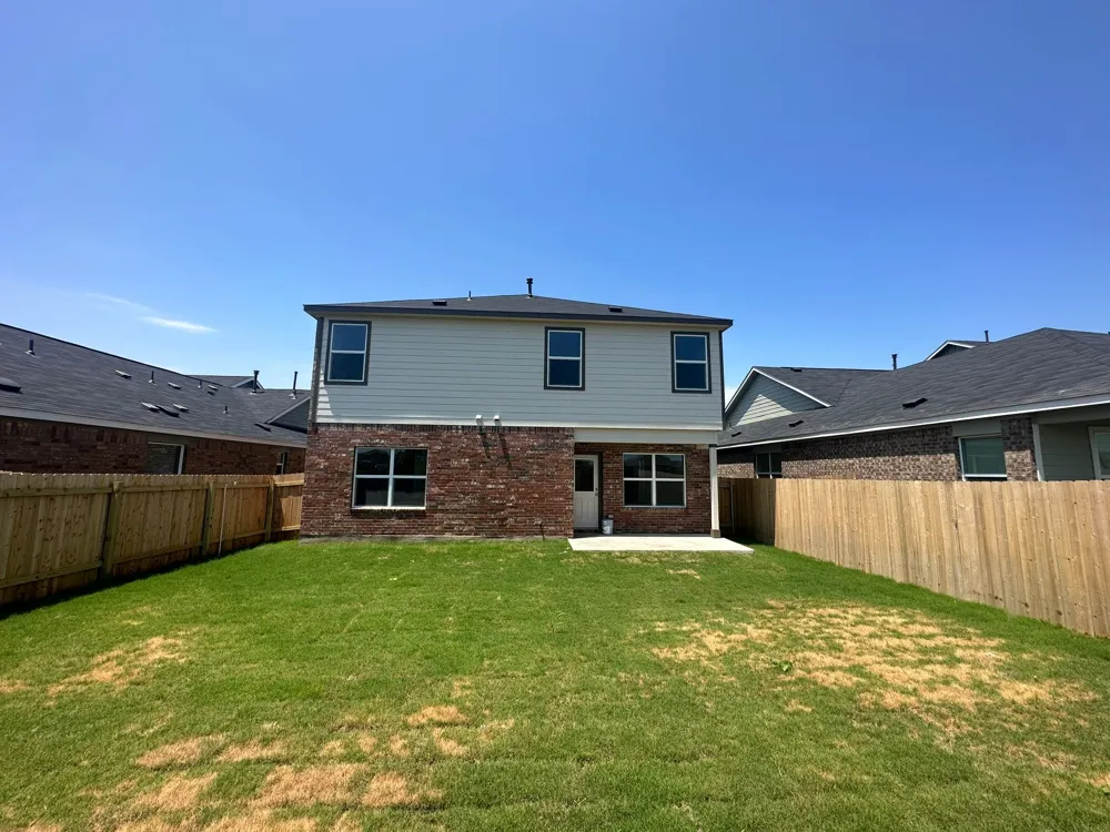 435 Alamito Avenue Kyle, TX 78640