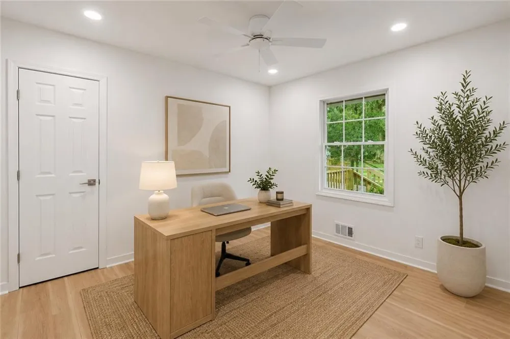 1979 Creekside Court Decatur, GA 30032