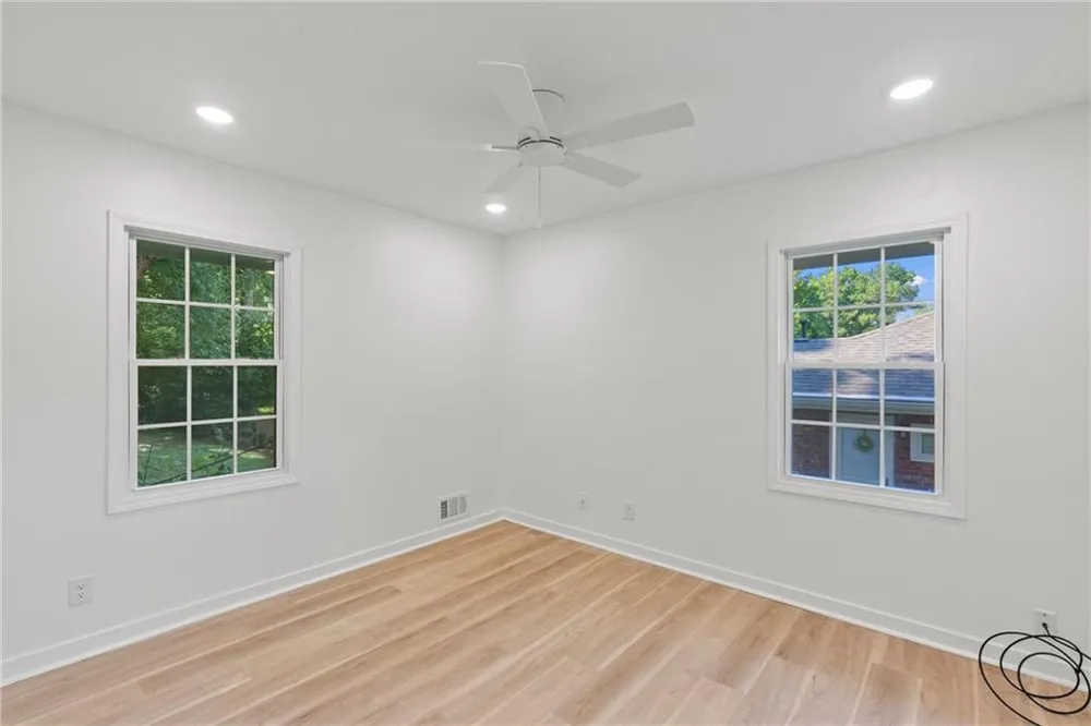1979 Creekside Court Decatur, GA 30032