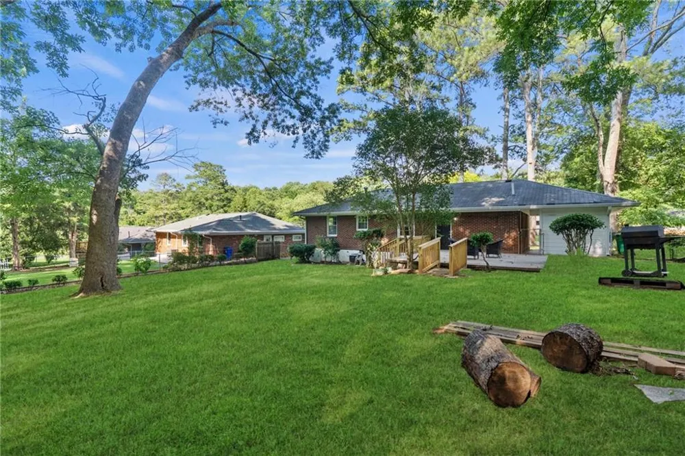1979 Creekside Court Decatur, GA 30032