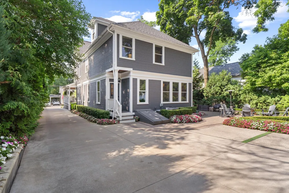 530 W Main Street Northville, MI 48167