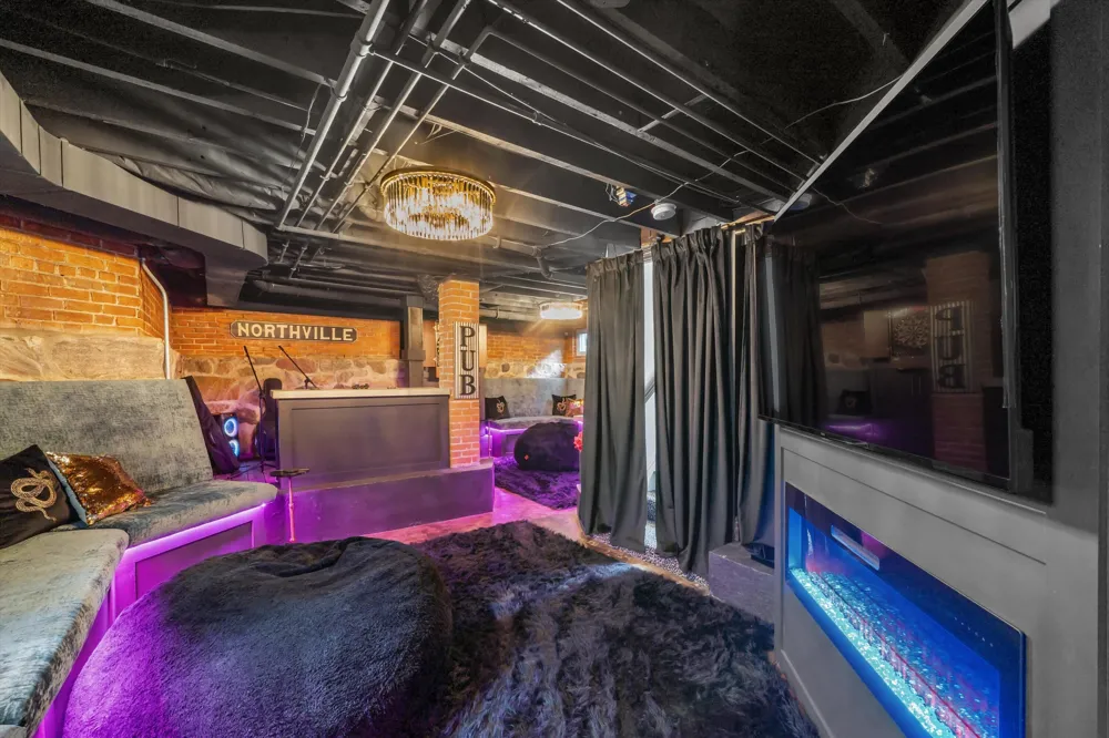 530 W Main Street Northville, MI 48167