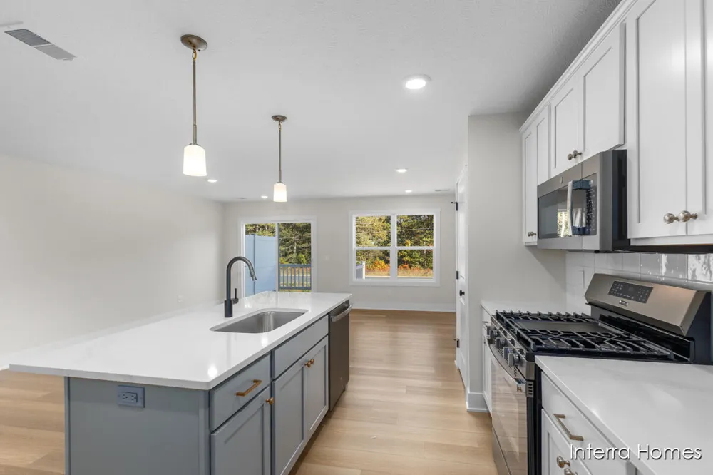 6138 Burgess Drive #5 Spring Lake, MI 49456