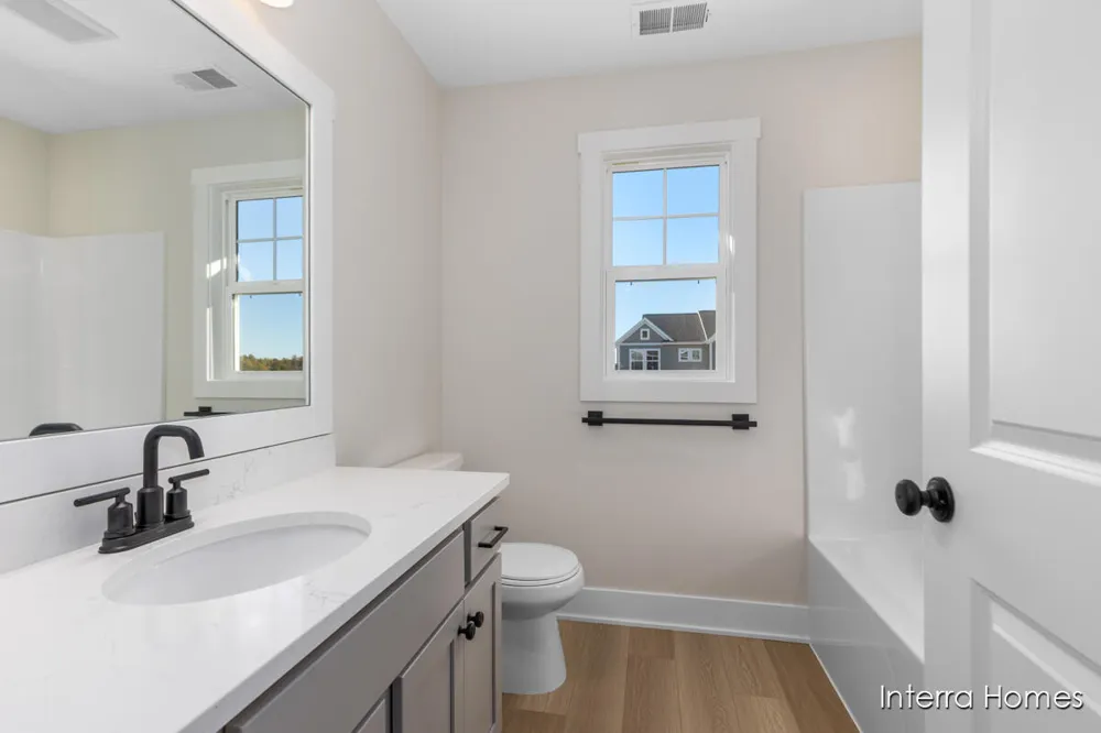 6138 Burgess Drive #5 Spring Lake, MI 49456
