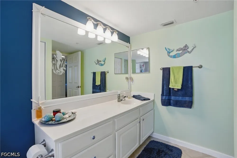 Residence Drive #324 Fort Myers, FL 33901
