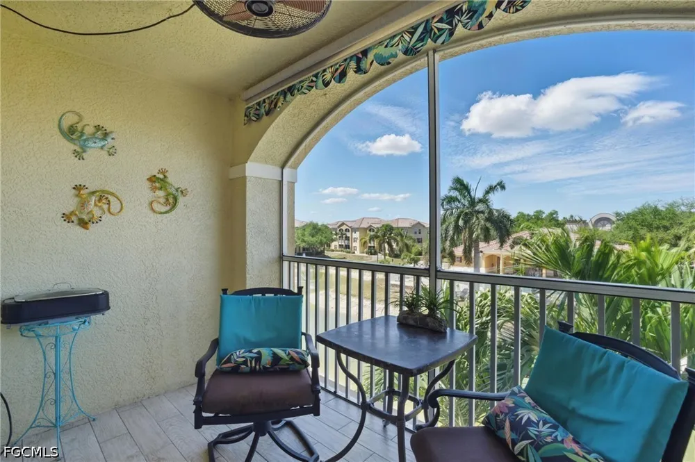 Residence Drive #324 Fort Myers, FL 33901