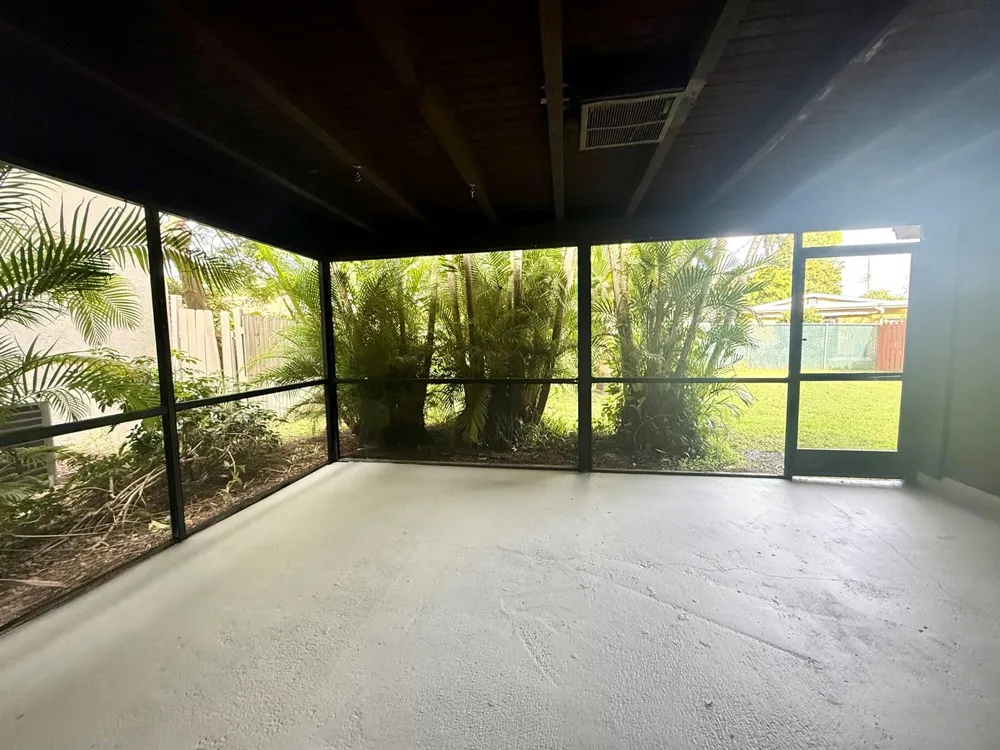 814 Sandtree Drive Palm Beach Gardens, FL 33403