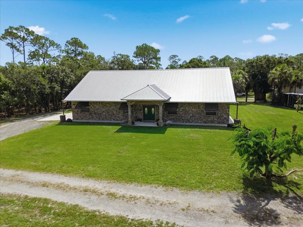 4207 Fortuna Avenue Grant Valkaria, FL 32950