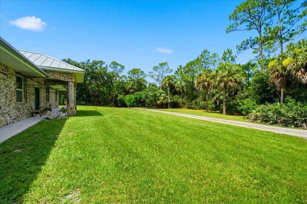 4207 Fortuna Avenue Grant Valkaria, FL 32950