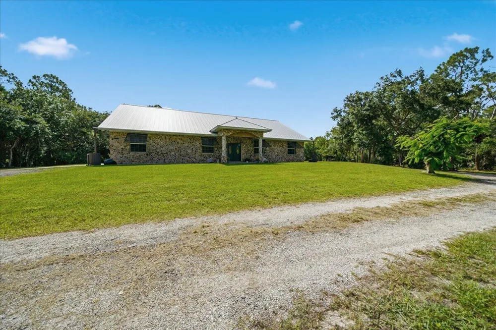 4207 Fortuna Avenue Grant Valkaria, FL 32950
