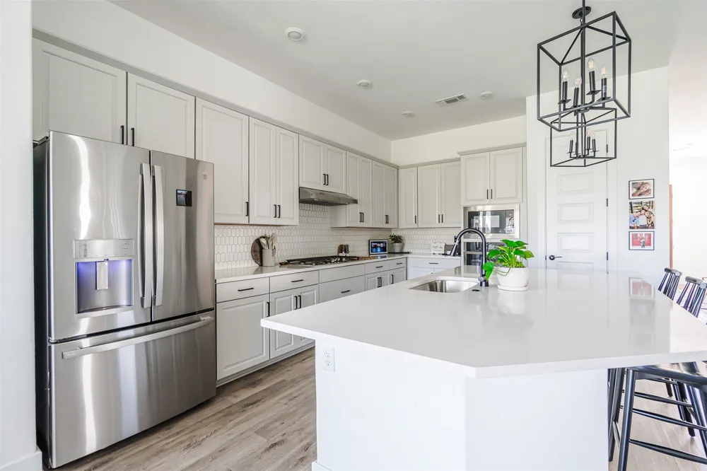576 Sage Thrasher Circle Dripping Springs, TX 78620