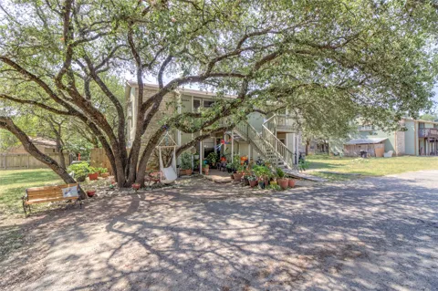 400 Hedgewood Drive #D