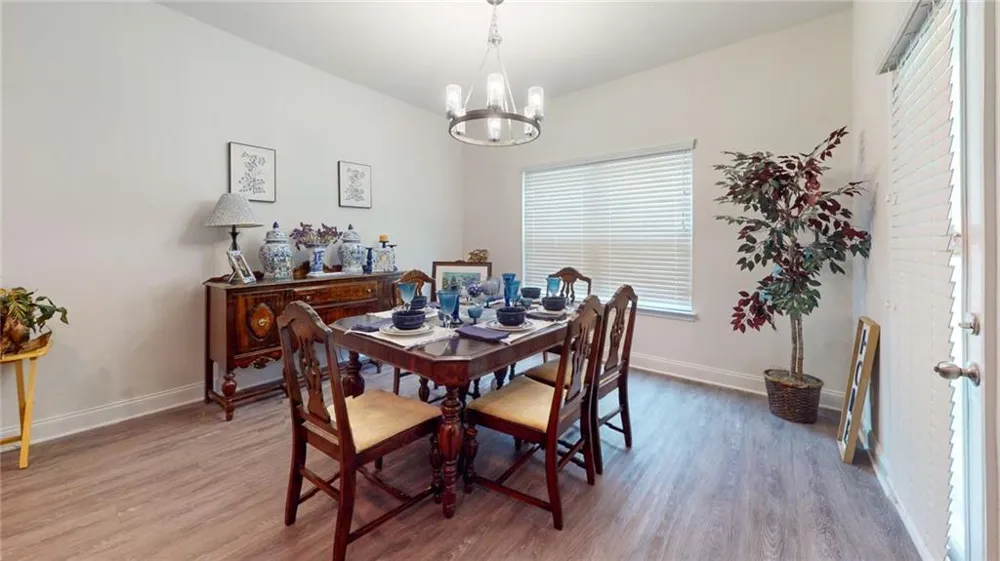 10 Castlemoor Loop Adairsville, GA 30103