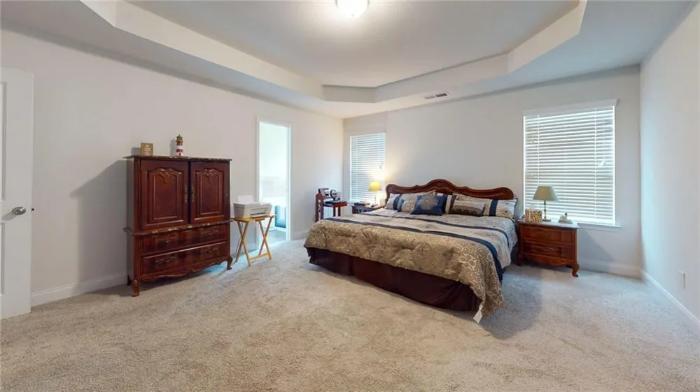 10 Castlemoor Loop Adairsville, GA 30103