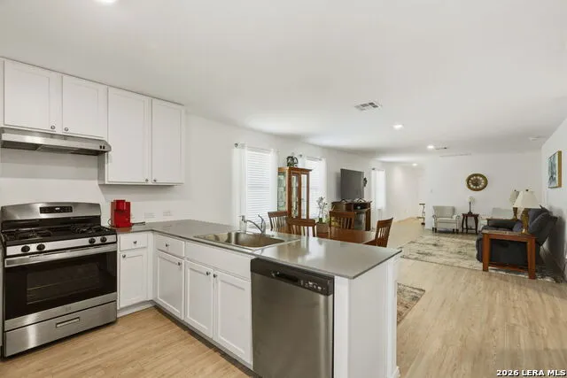 156 Cowboy Rdg Pleasanton, TX 78064