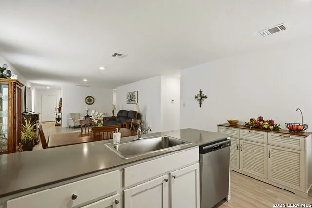 156 Cowboy Rdg Pleasanton, TX 78064