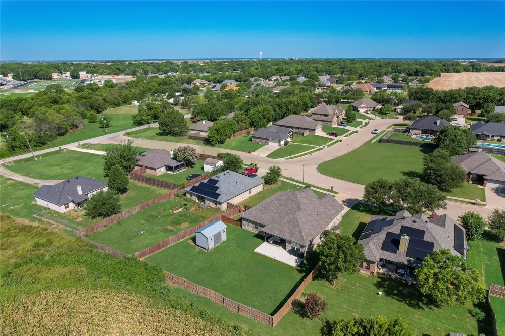 704 Carmen Ana Avenue Grandview, TX 76050