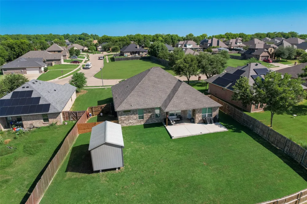 704 Carmen Ana Avenue Grandview, TX 76050