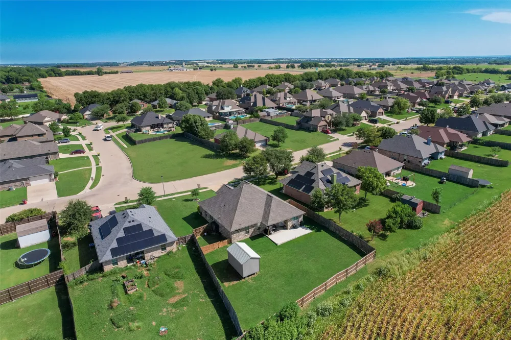 704 Carmen Ana Avenue Grandview, TX 76050