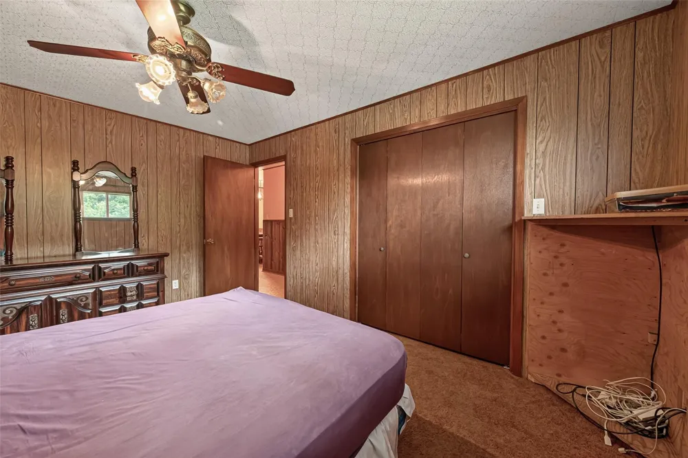 605 Julie Lane Highlands, TX 77562