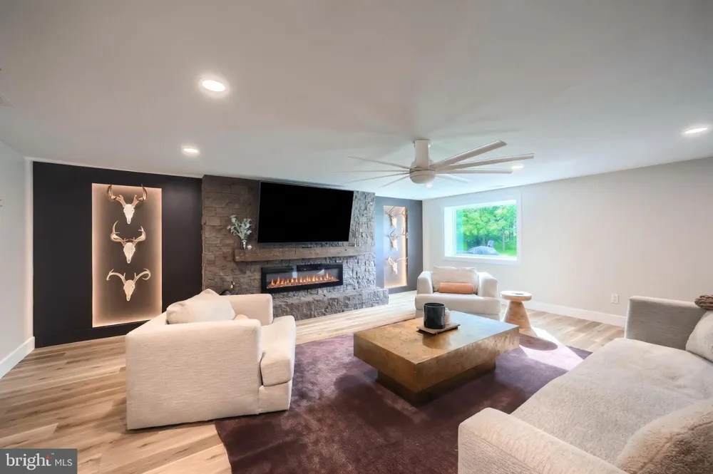 1001 FREDERICK PIKE Littlestown, PA 17340