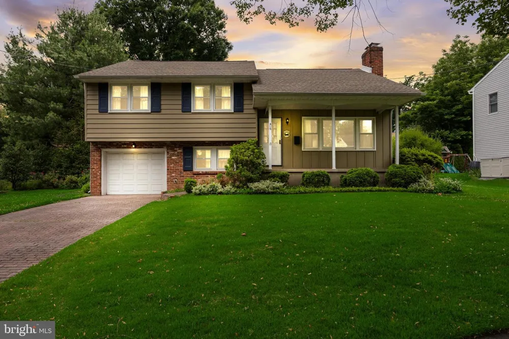 416 HOOTEN PLACE Moorestown, NJ 08057