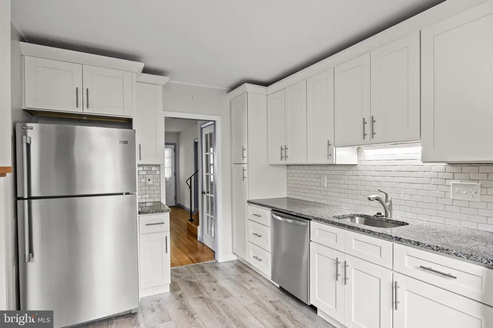 416 HOOTEN PLACE Moorestown, NJ 08057