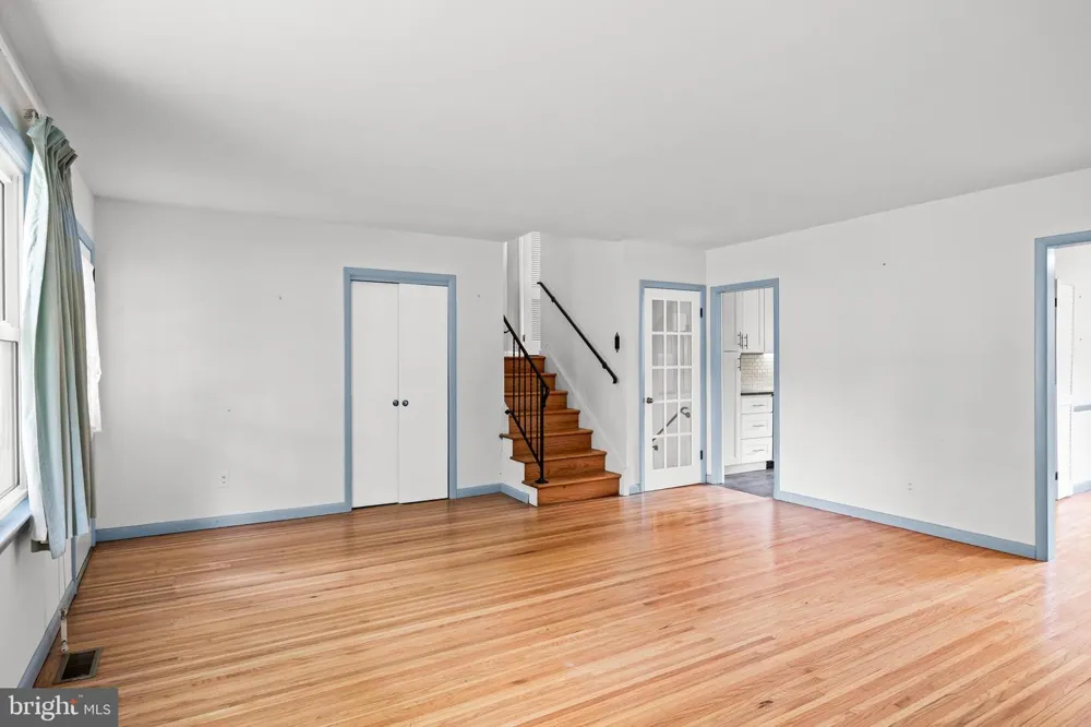 416 HOOTEN PLACE Moorestown, NJ 08057