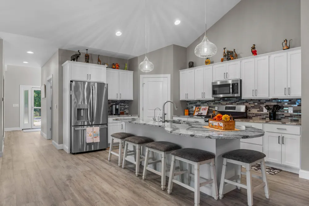 1222 Lochaven Circle Hillsdale, MI 49242