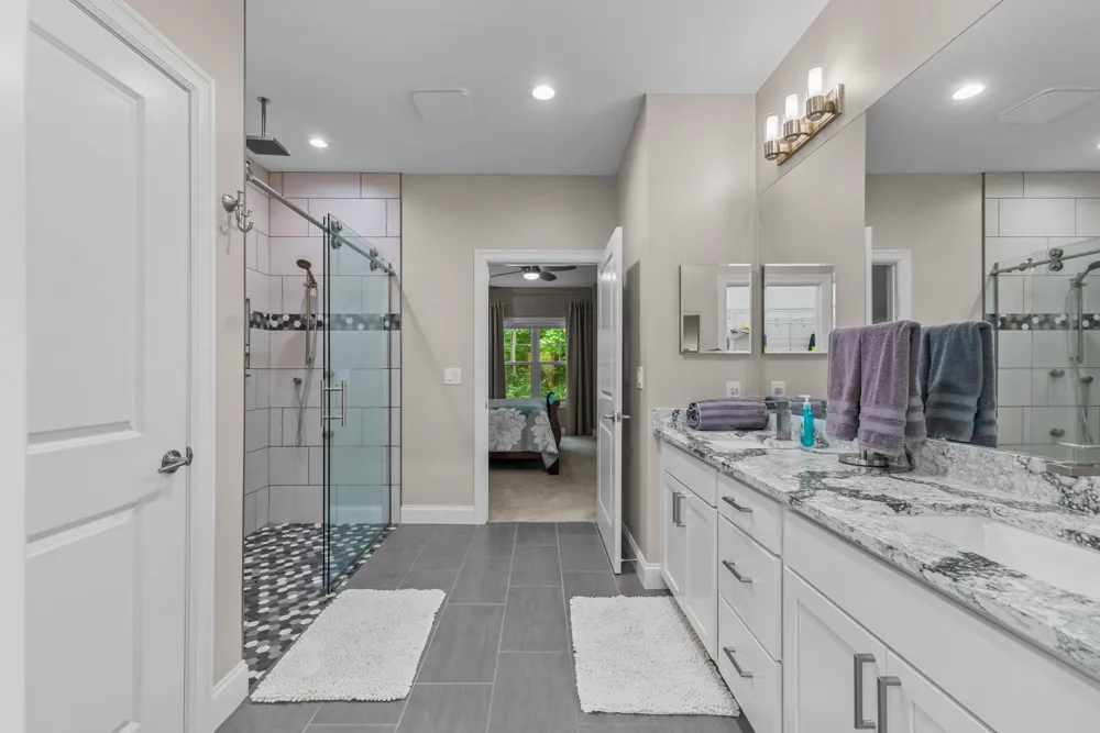 1222 Lochaven Circle Hillsdale, MI 49242