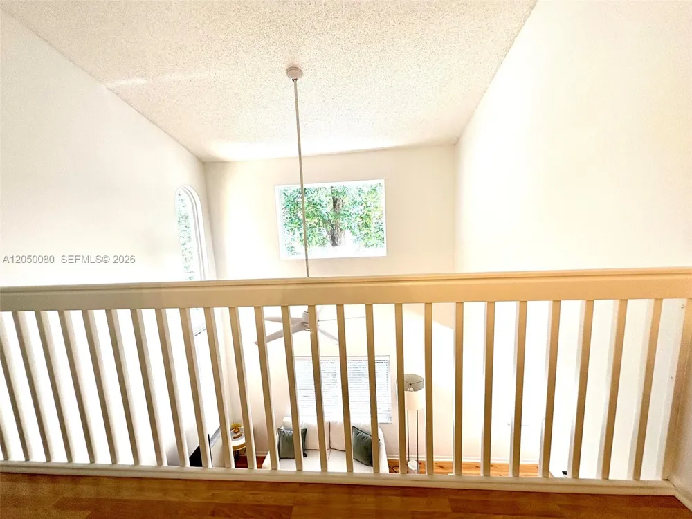 9833 NW 5th Ct Plantation, FL 33324