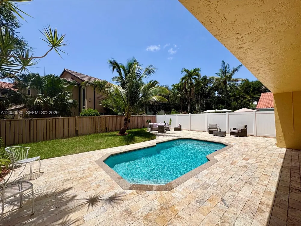 9833 NW 5th Ct Plantation, FL 33324