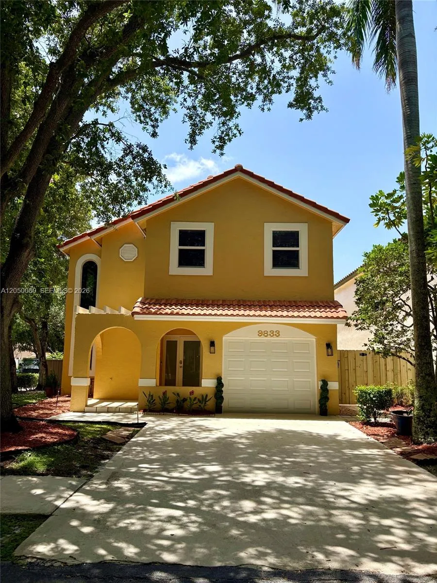 9833 NW 5th Ct Plantation, FL 33324