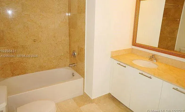 1800 Bayshore Dr #3014 Miami, FL 33132