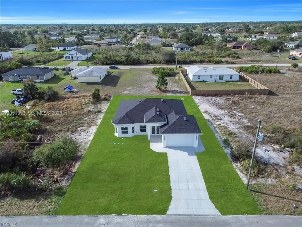 2909 63rd St W Lehigh Acres, FL 33971