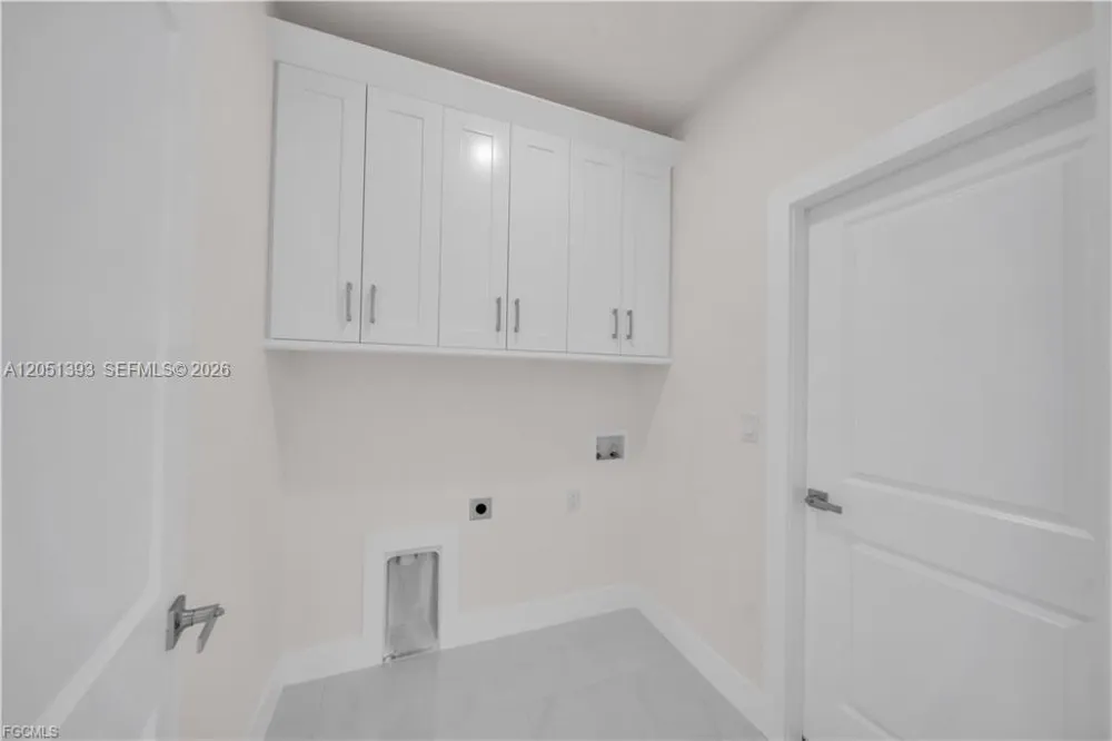 2909 63rd St W Lehigh Acres, FL 33971
