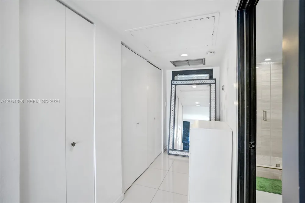 11111 Biscayne Blvd #1915 Miami, FL 33181